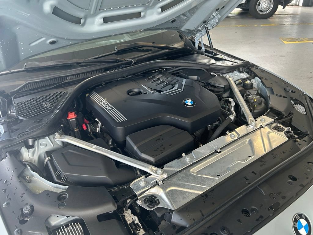 Used 2022 BMW 430i Coupe w/ M Sport Package RWD image 27