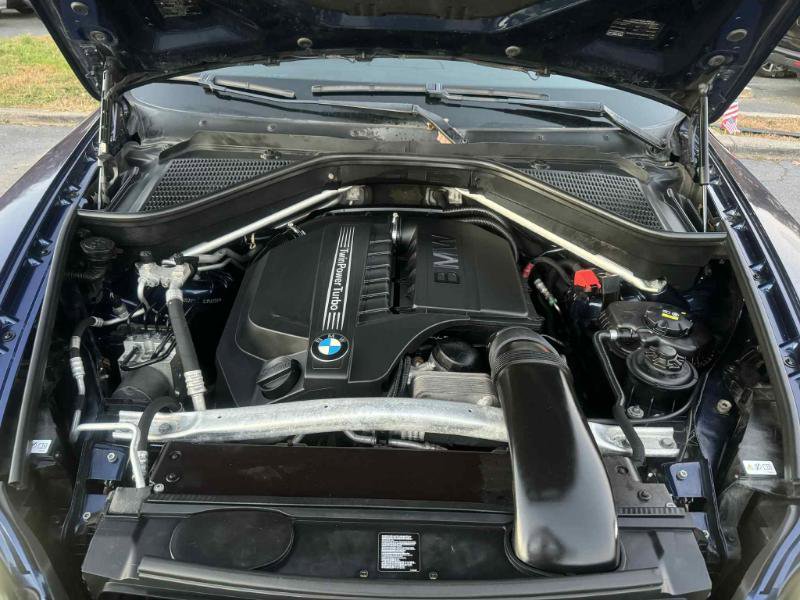 Used 2012 BMW X5 xDrive35i image 24