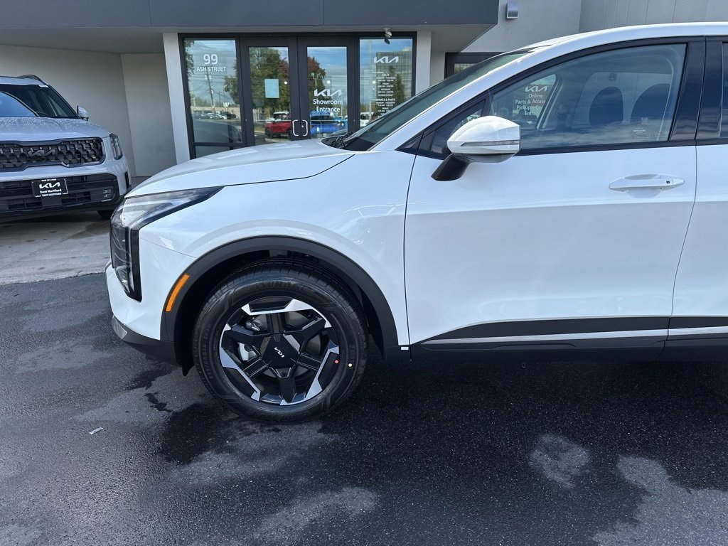 New 2026 Kia Sportage S image 11