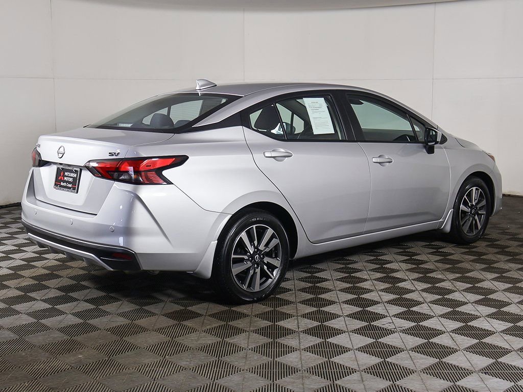Used 2024 Nissan Versa SV w/ Trunk Package image 7