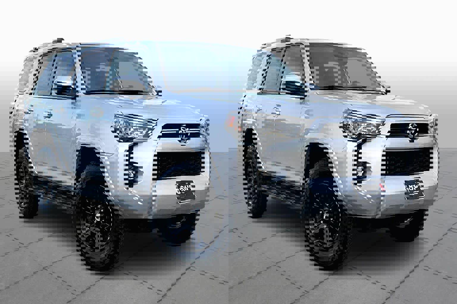 Used 2022 Toyota 4Runner SR5 image 3