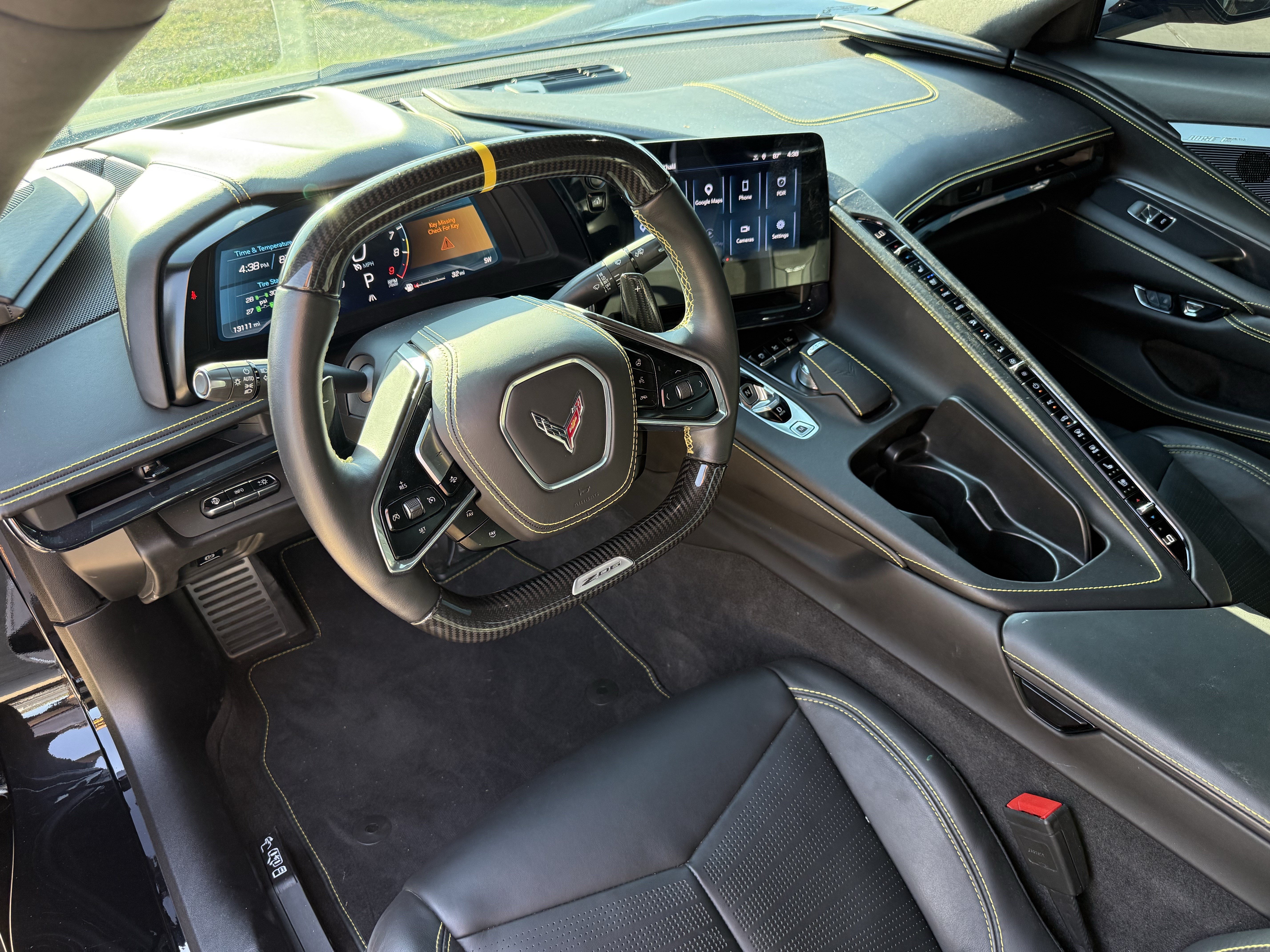 Used 2025 Chevrolet Corvette Z06 w/ Stealth Interior Trim Package RWD image 13