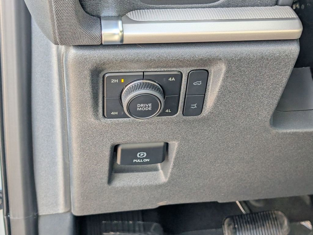 New 2026 Ford Expedition Active image 44