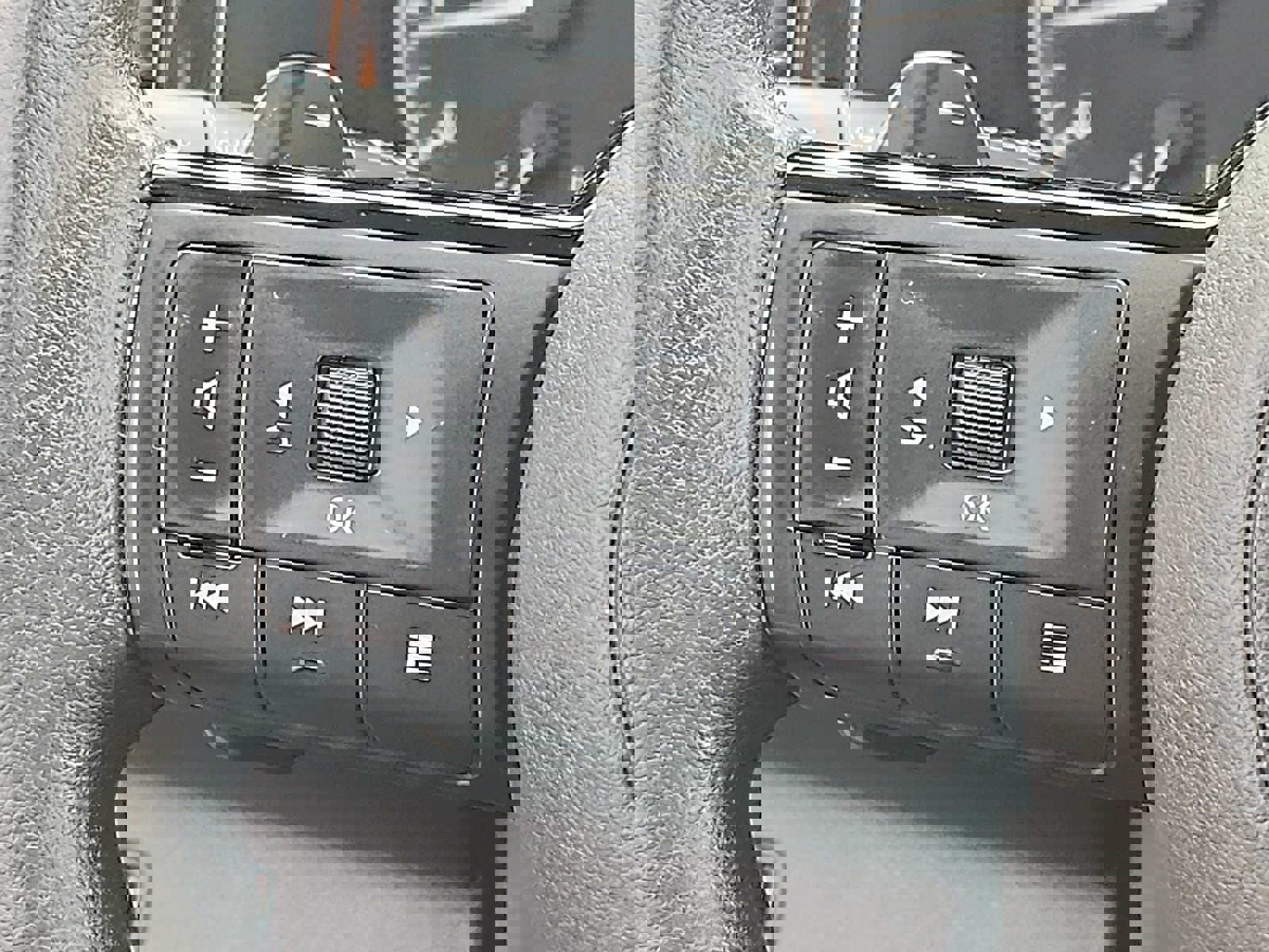 Used 2022 Nissan Pathfinder S AWD/4WD image 19