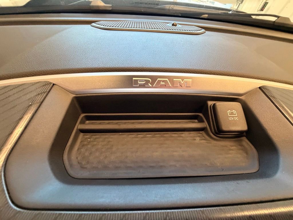 New 2026 RAM 2500 Big Horn AWD/4WD image 32