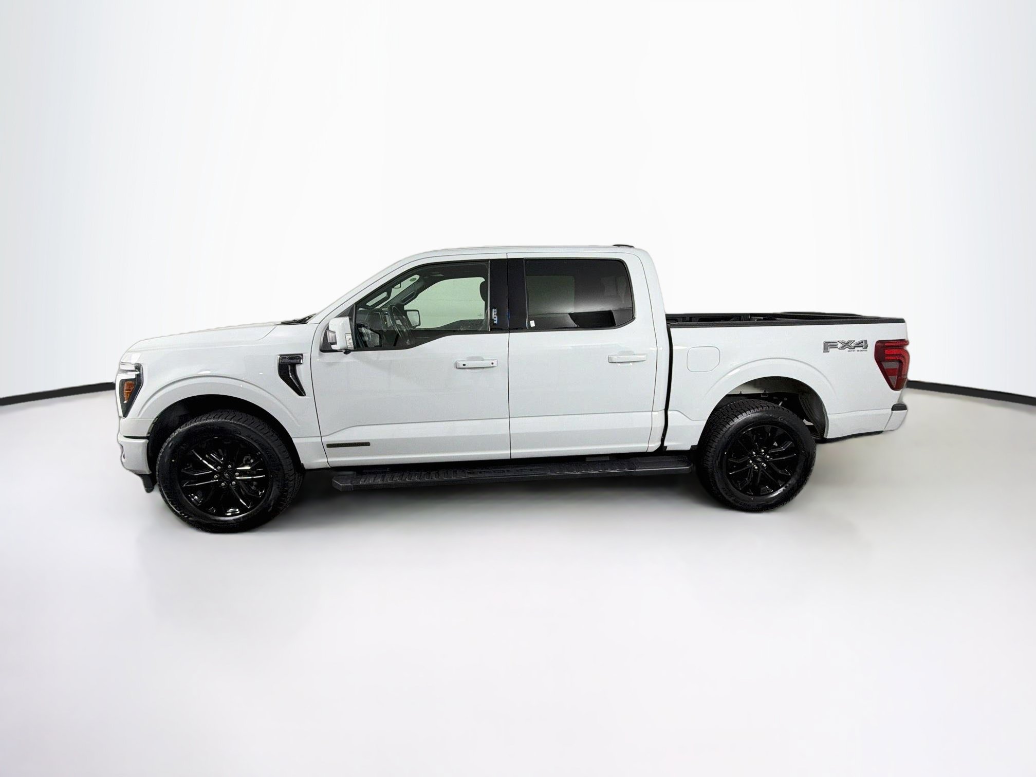 Used 2024 Ford F150 Lariat w/ Equipment Group 502A High AWD/4WD image 4