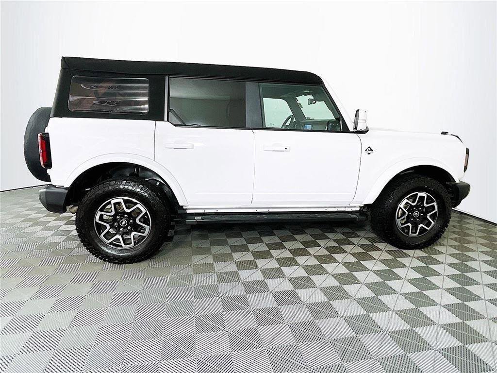 Used 2023 Ford Bronco Outer Banks image 10