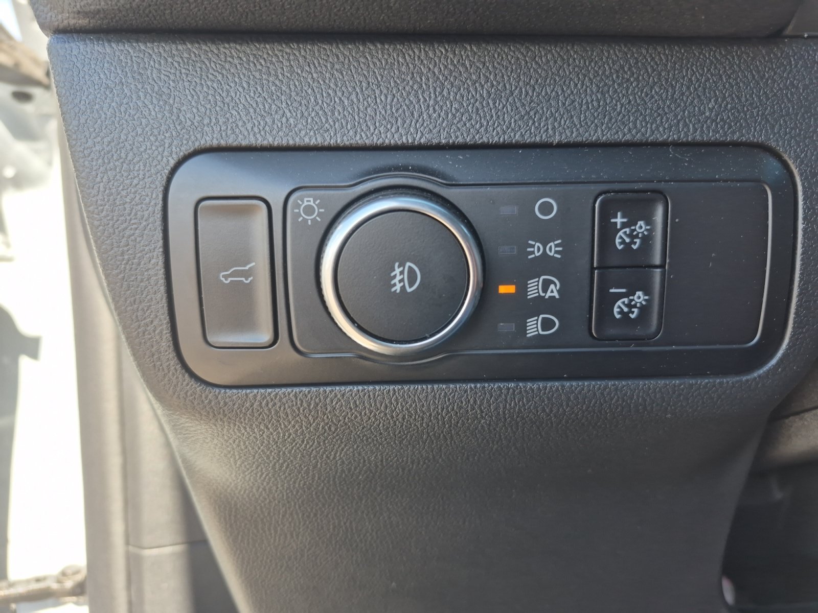 Used 2025 Ford Escape ST-Line Select AWD/4WD image 34