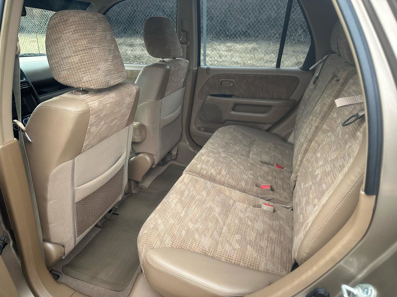 Used 2004 Honda CR-V LX image 11