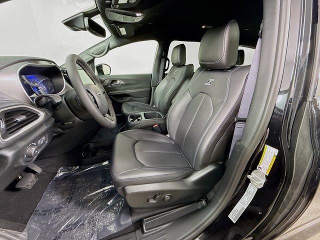 New 2026 Chrysler Pacifica Select w/ S Appearance Package image 20