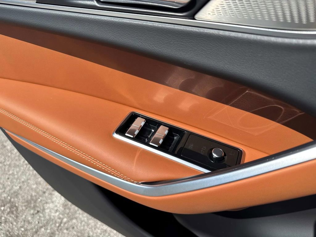 Used 2026 Jaguar F-PACE R-Dynamic S image 19