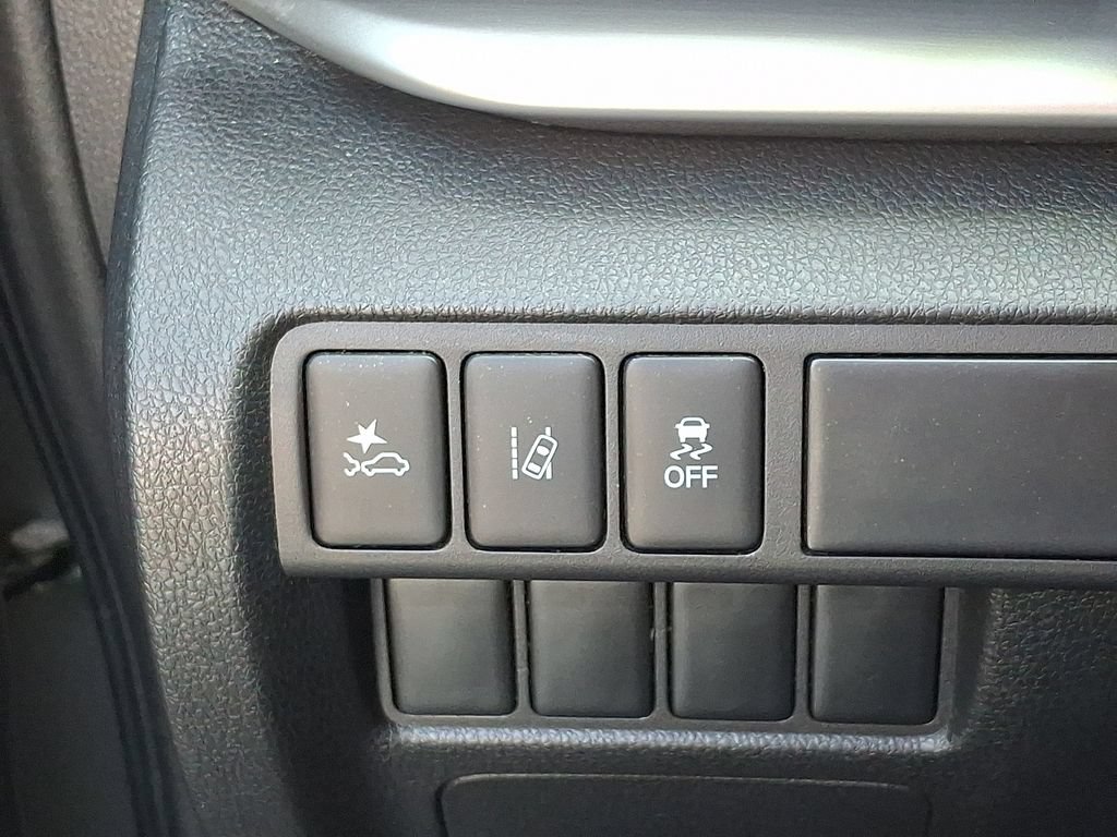 Used 2022 Mitsubishi Eclipse Cross LE AWD/4WD image 24