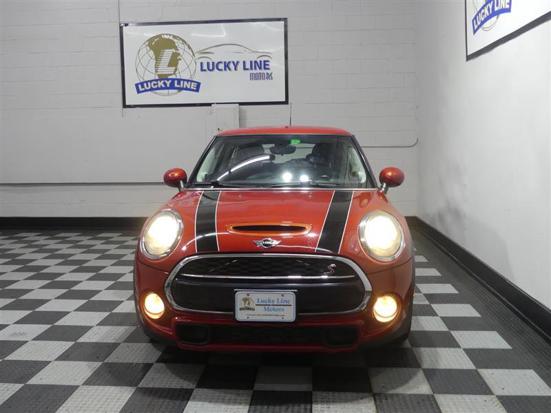 Used 2016 MINI Cooper S image 2
