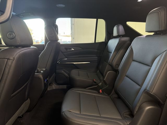New 2026 Chevrolet Traverse LT w/ Midnight/Sport Edition AWD/4WD image 22