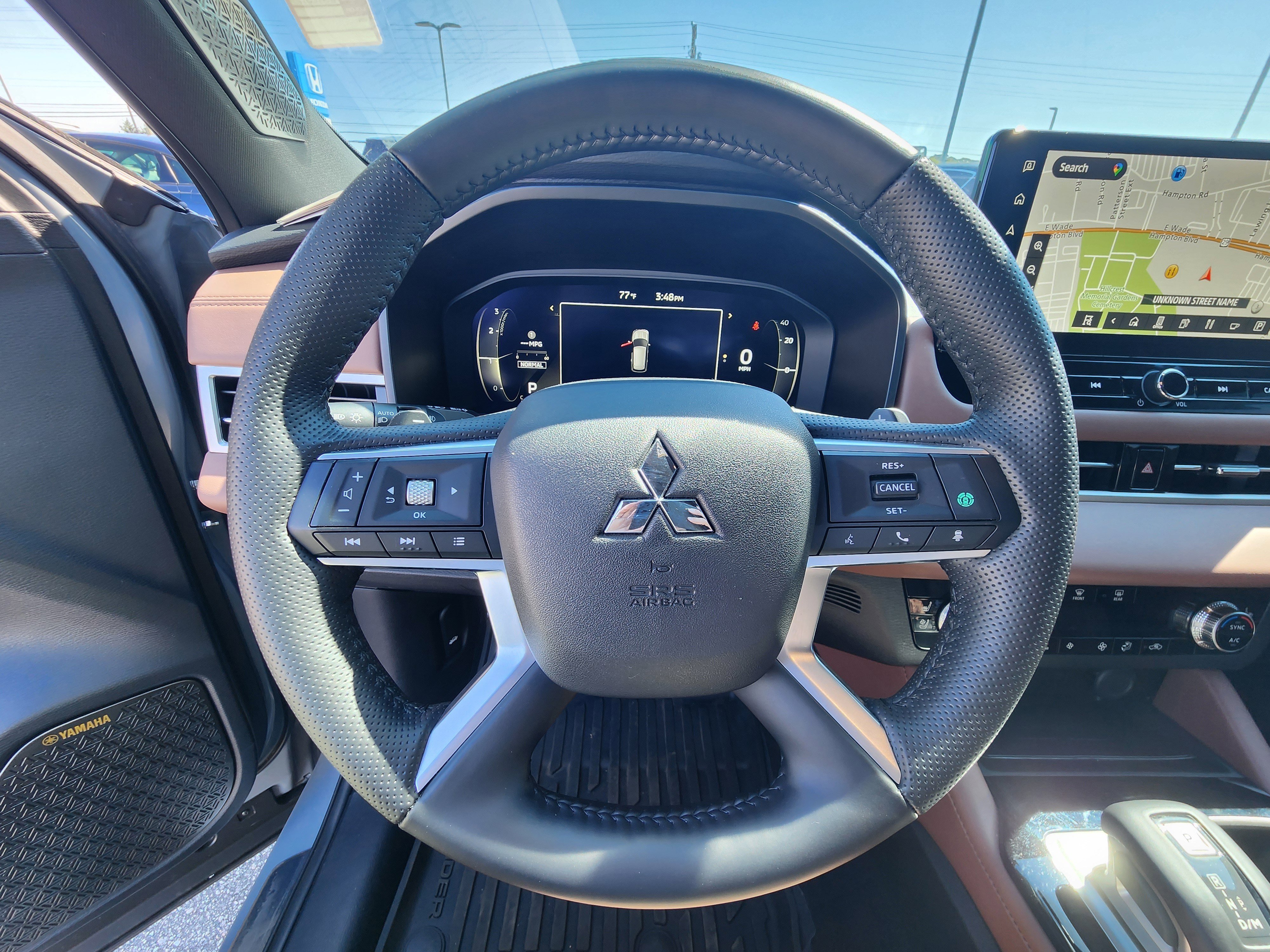 Used 2025 Mitsubishi Outlander SEL image 23