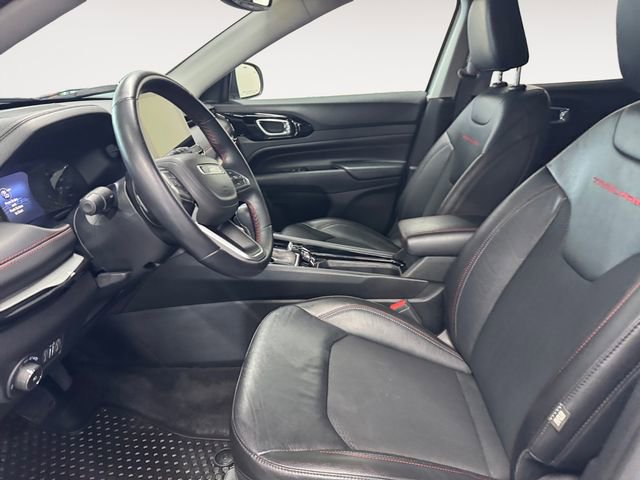Used 2022 Jeep Compass Trailhawk w/ Trailhawk Convenience Group AWD/4WD image 8