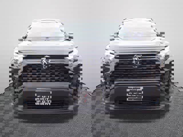 Used 2023 Toyota RAV4 XLE Premium image 5
