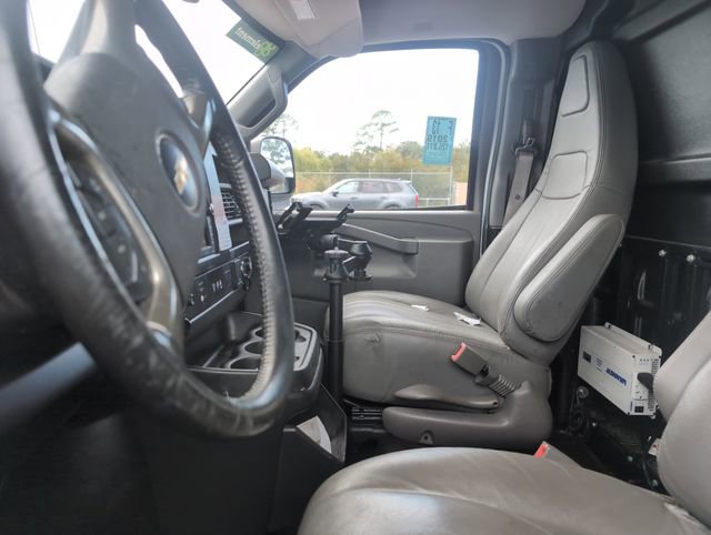 Used 2019 Chevrolet Express 2500 w/ Driver Convenience Package image 2