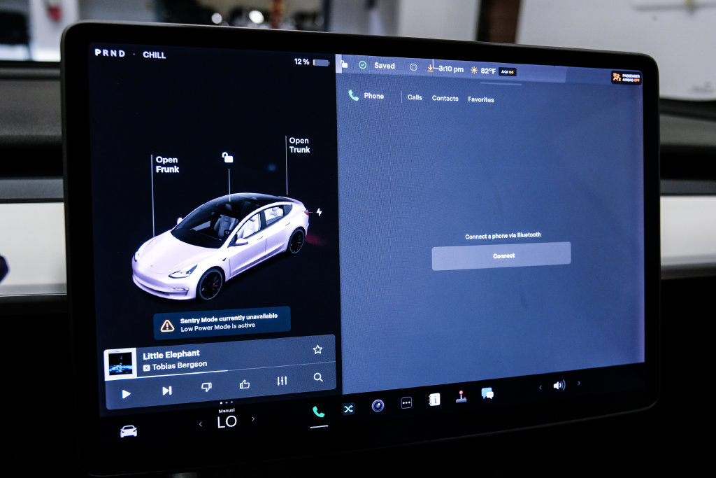 Used 2021 Tesla Model 3 Performance AWD/4WD image 29