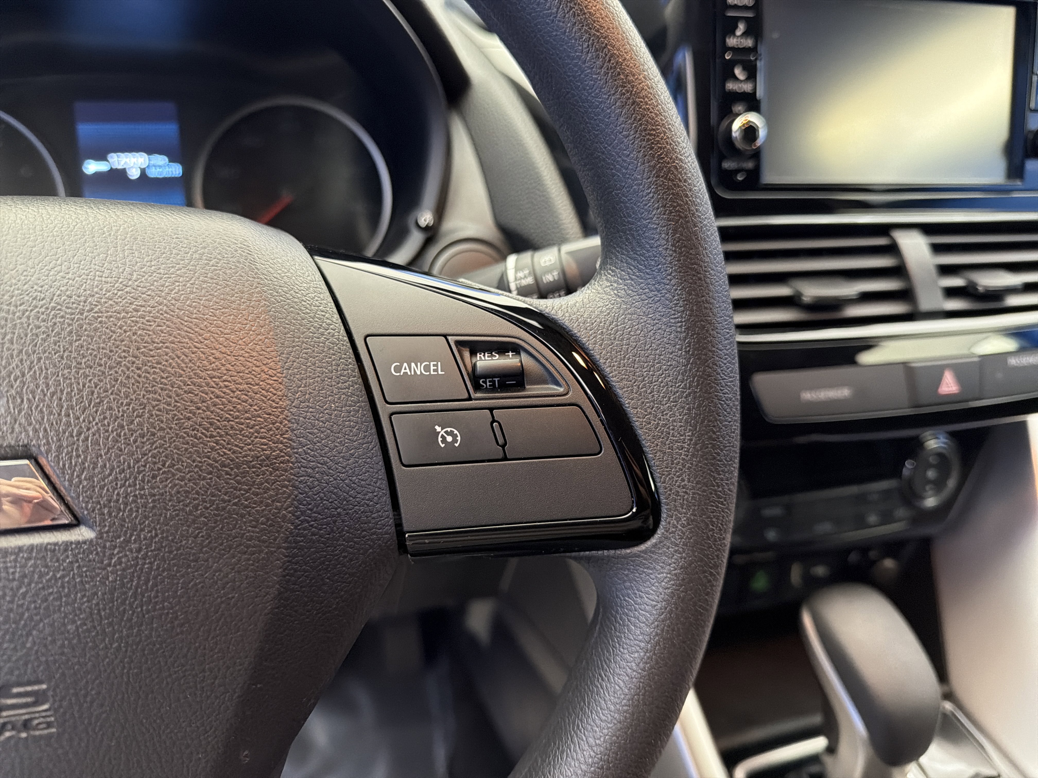 Used 2024 Mitsubishi Eclipse Cross ES image 17