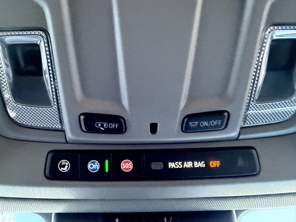 Used 2023 GMC Sierra 1500 SLE image 28