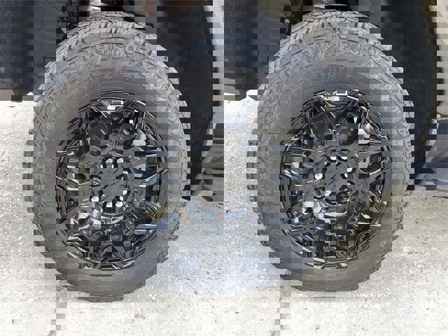 New 2026 GMC Hummer EV 4x4 Crew Cab image 6