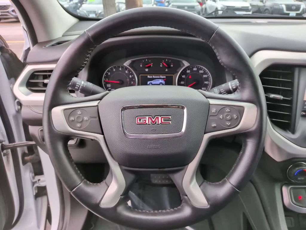 Used 2020 GMC Acadia SLT FWD image 25