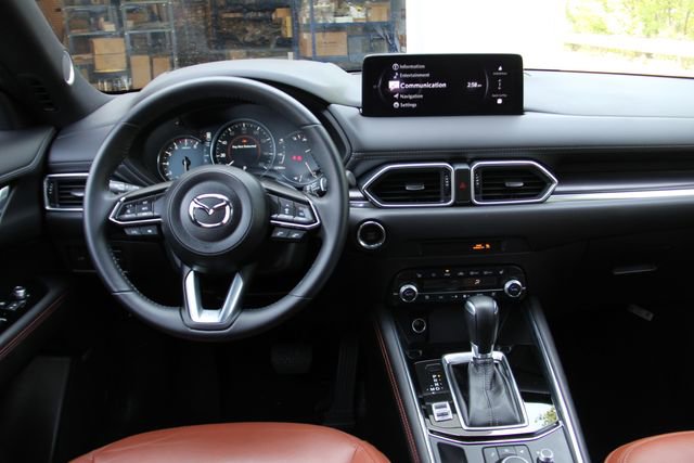 Used 2024 MAZDA CX-5 Carbon Edition AWD/4WD image 22