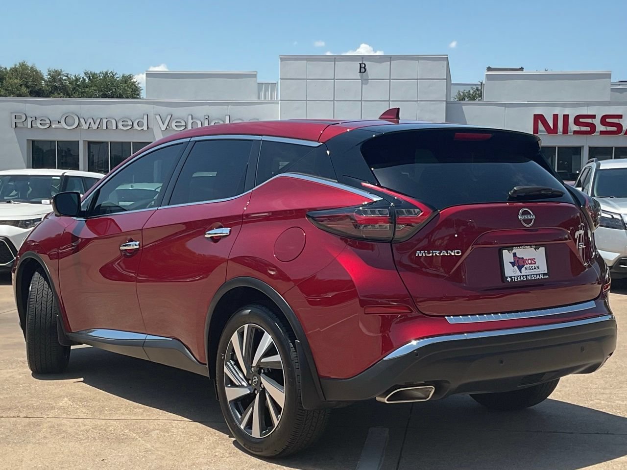 Used 2024 Nissan Murano SL FWD image 6