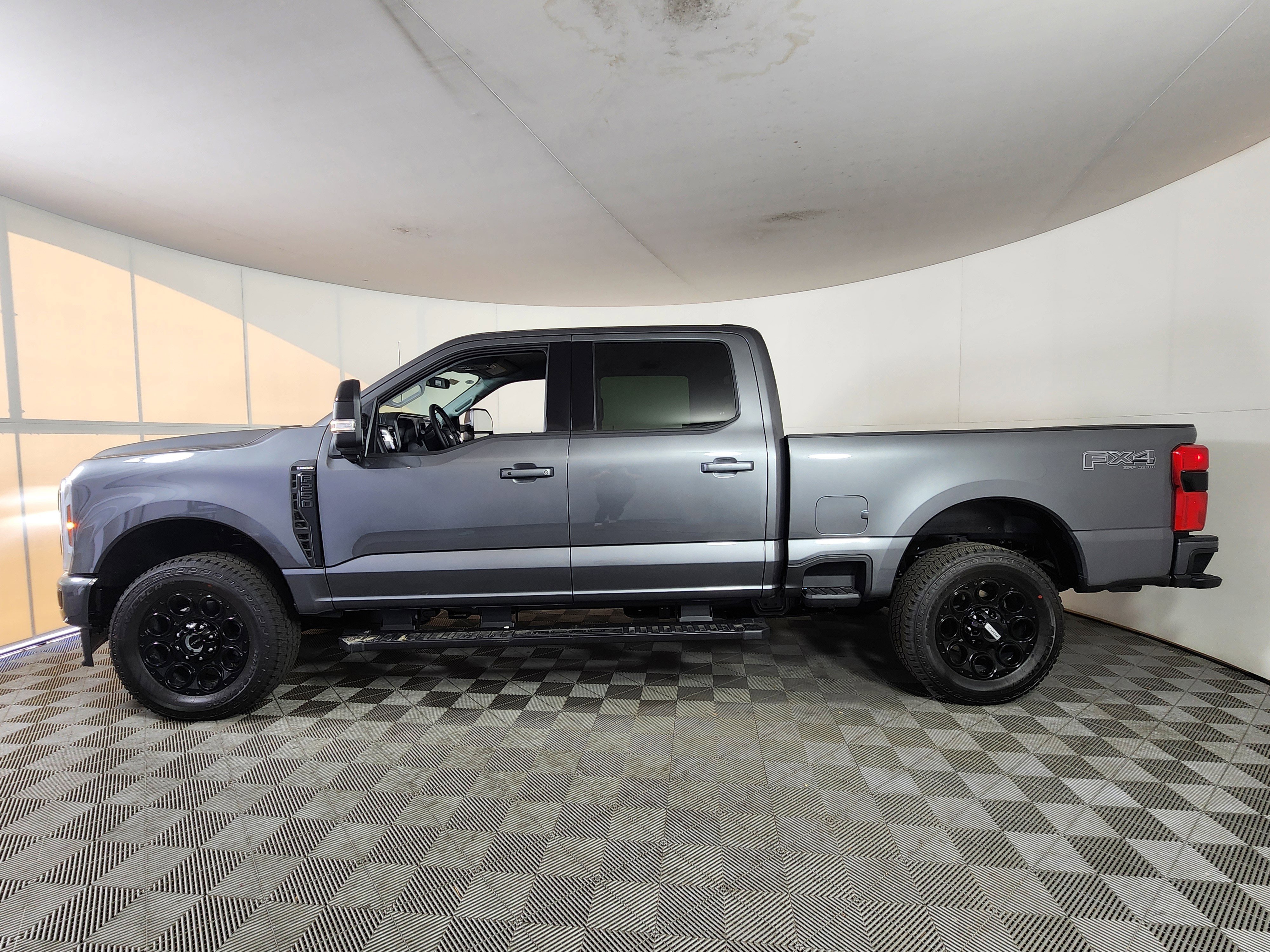 New 2026 Ford F250 Lariat video 4