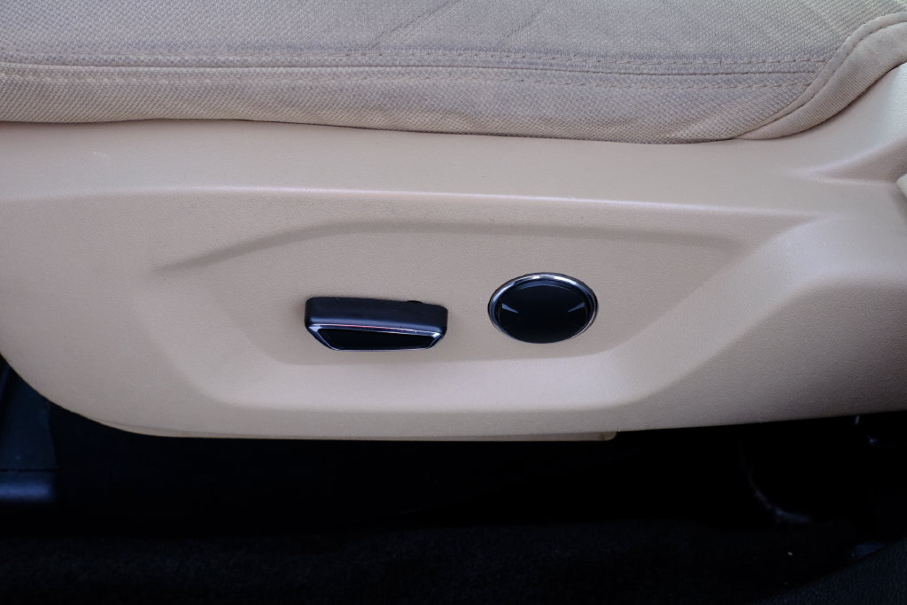Used 2016 Ford Explorer 4WD image 12