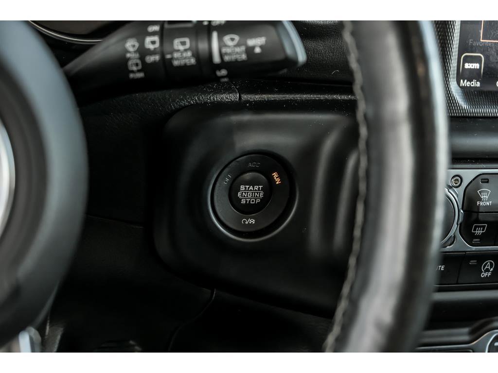 Used 2020 Jeep Wrangler Unlimited Sahara image 18