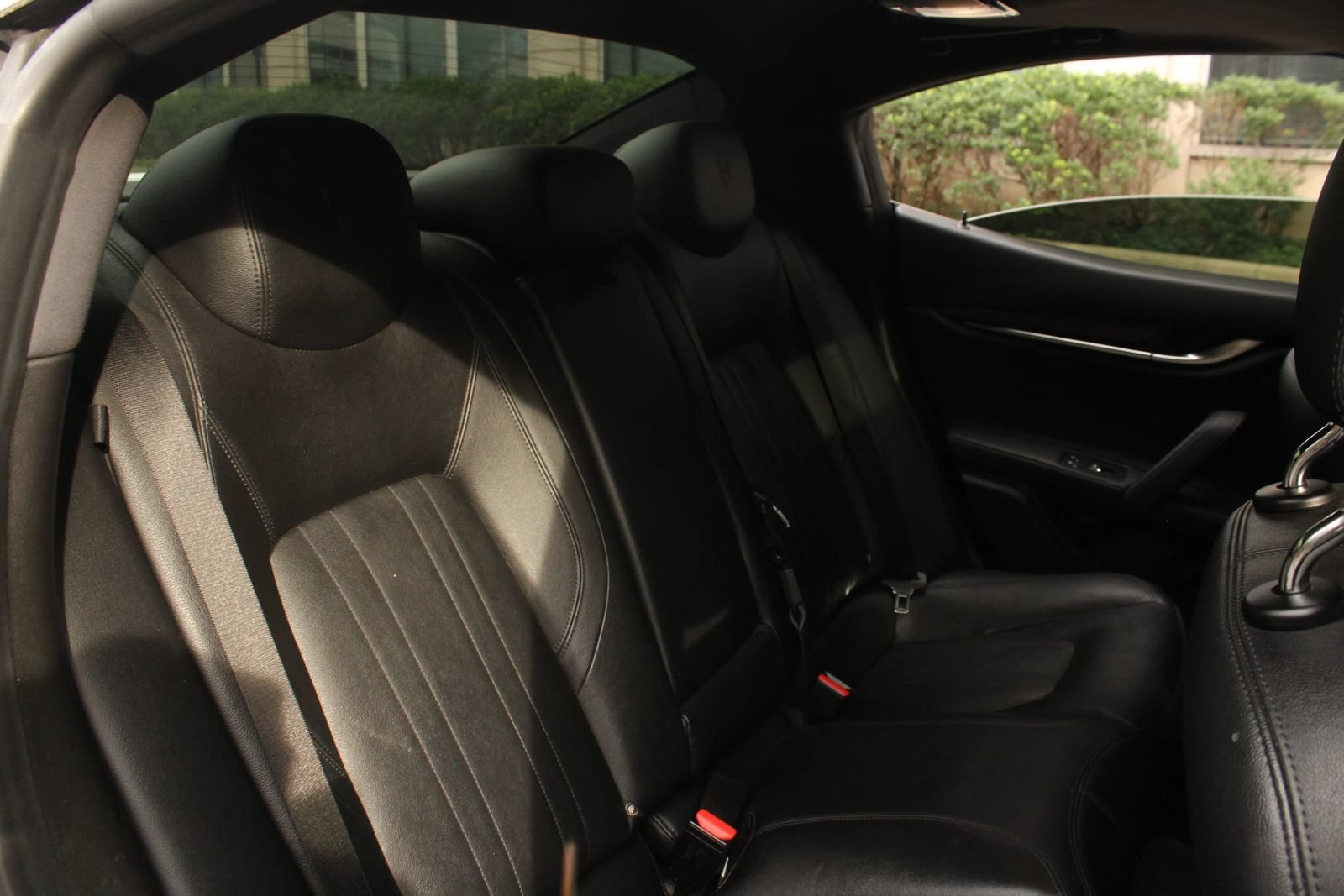 Used 2019 Maserati Ghibli S Q4 AWD/4WD image 23