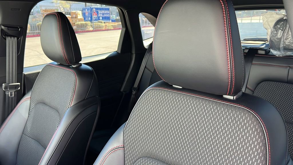 New 2025 Ford Escape ST-Line w/ Tech Pack #1 image 11