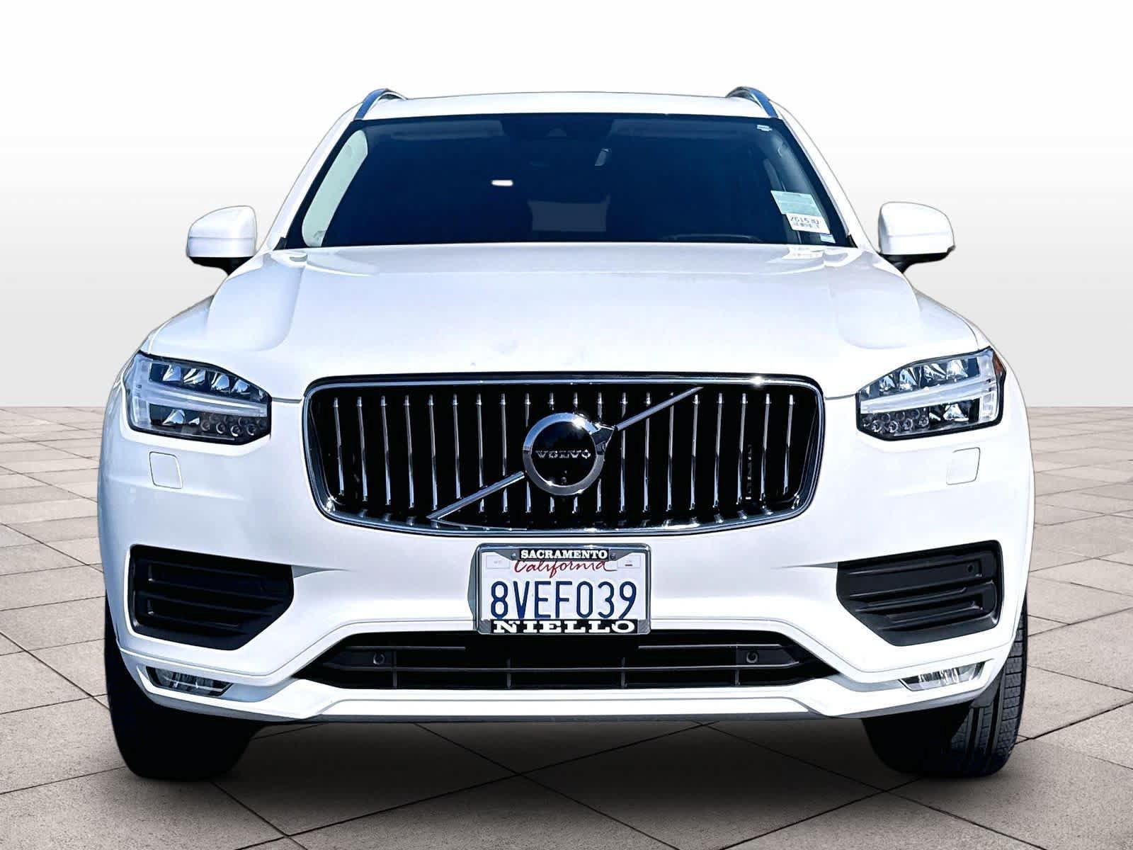 Used 2021 Volvo XC90 T5 Momentum w/ Advanced Package AWD/4WD image 3