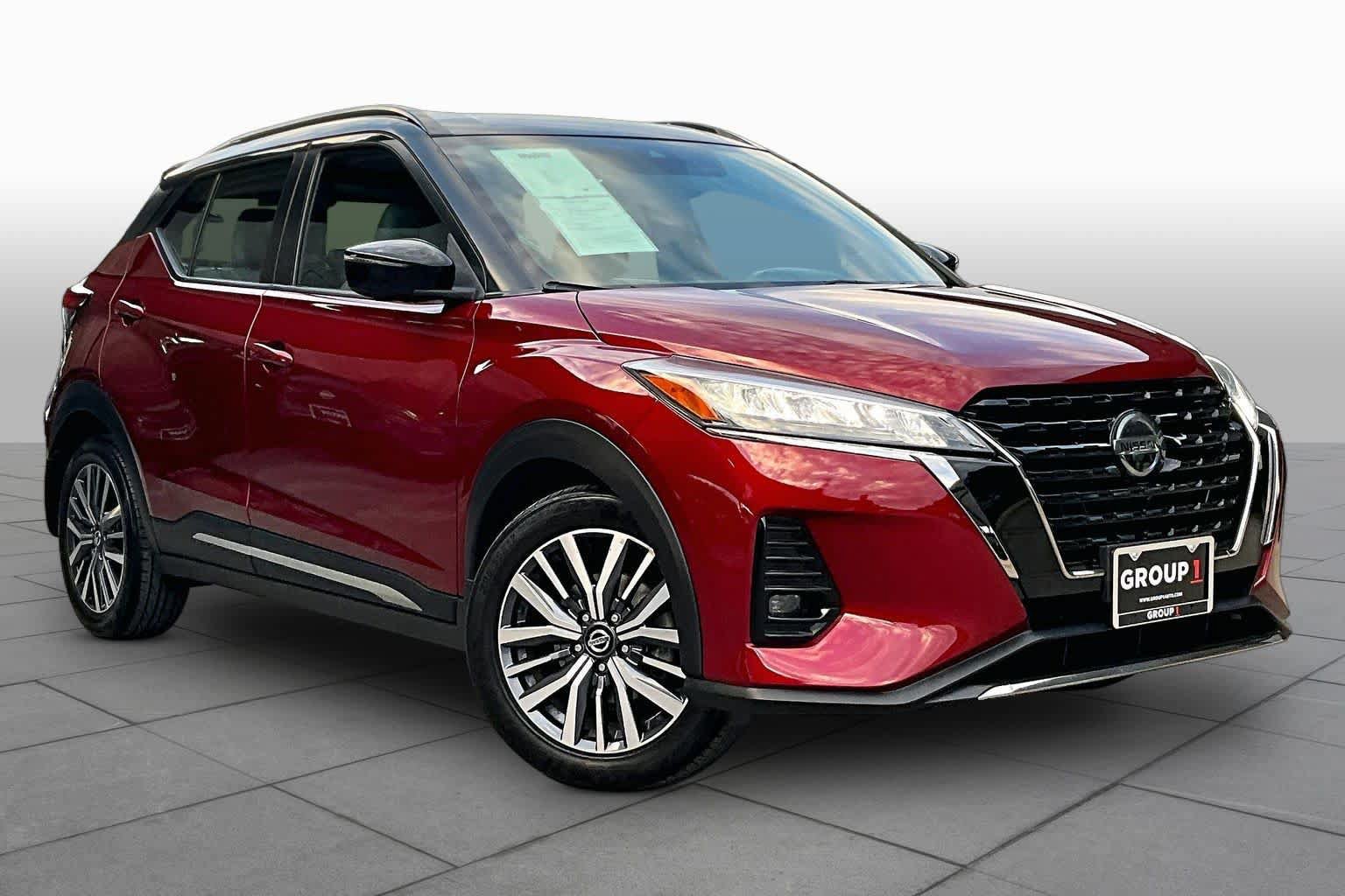 Certified 2021 Nissan Kicks SR w/ SR Premium Package FWD image 3