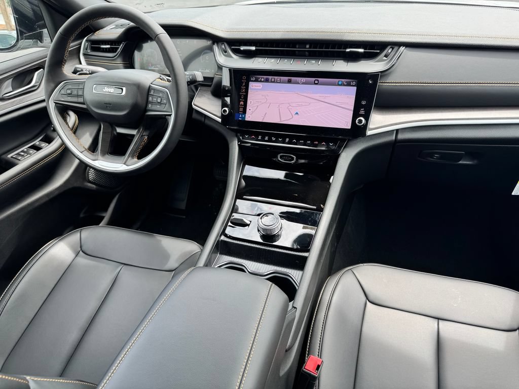 New 2026 Jeep Grand Cherokee L Limited AWD/4WD image 11