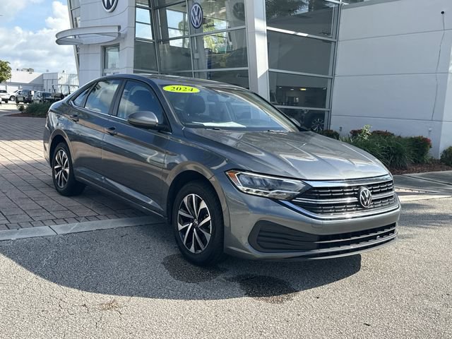 Certified 2024 Volkswagen Jetta S FWD image 4