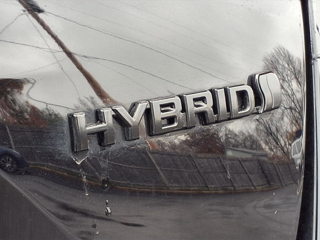 Used 2022 Toyota Prius Limited w/ Premium Convenience Package image 33