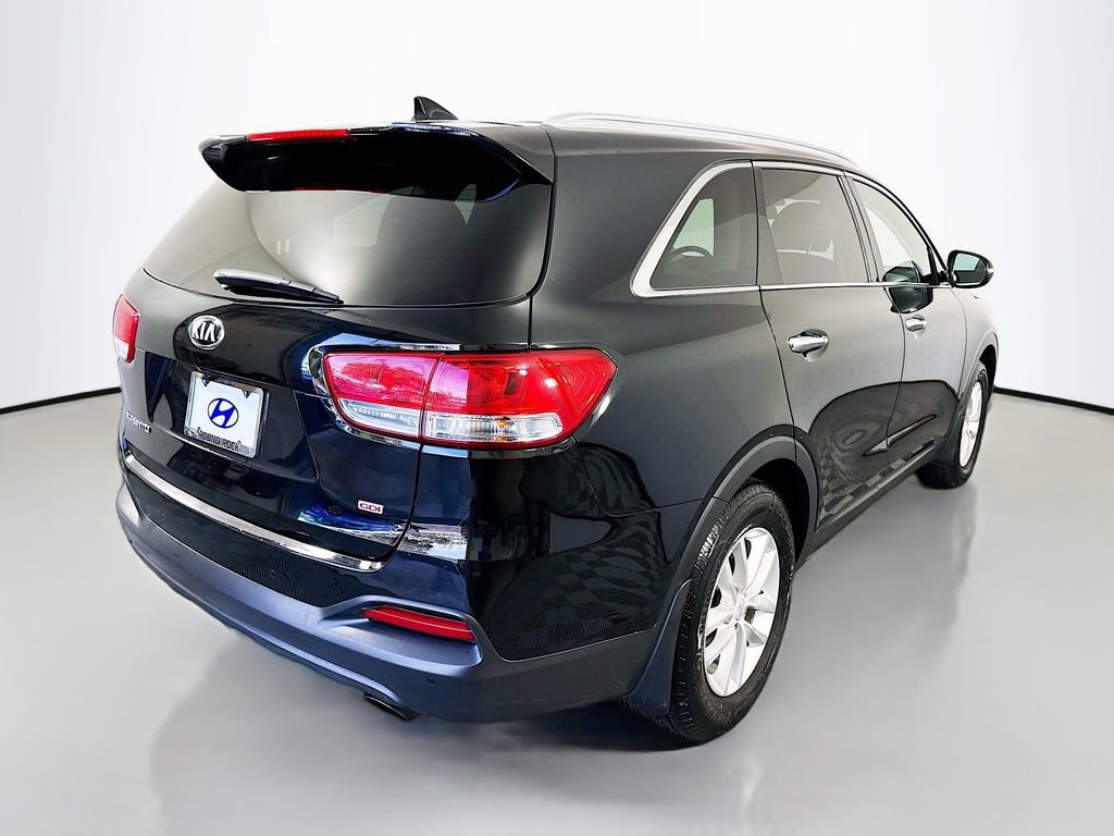 Used 2018 Kia Sorento LX image 5