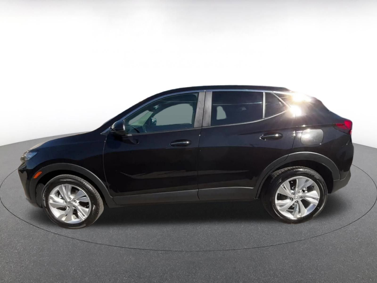 Used 2025 Buick Encore GX Preferred image 9