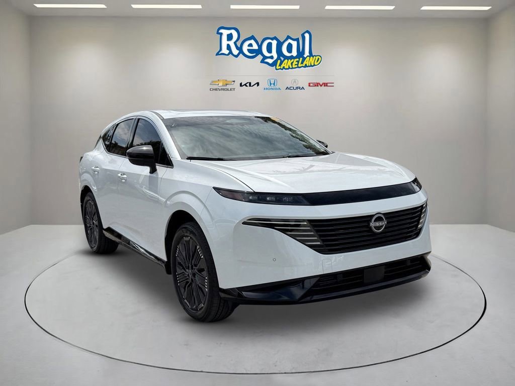 Used 2025 Nissan Murano Platinum w/ Cargo Package AWD/4WD image 1
