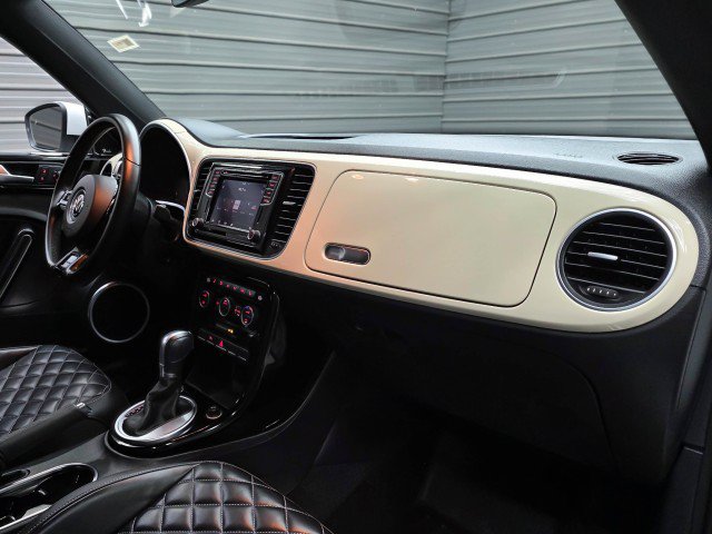 Used 2019 Volkswagen Beetle 2.0T Final Edition SEL FWD image 14