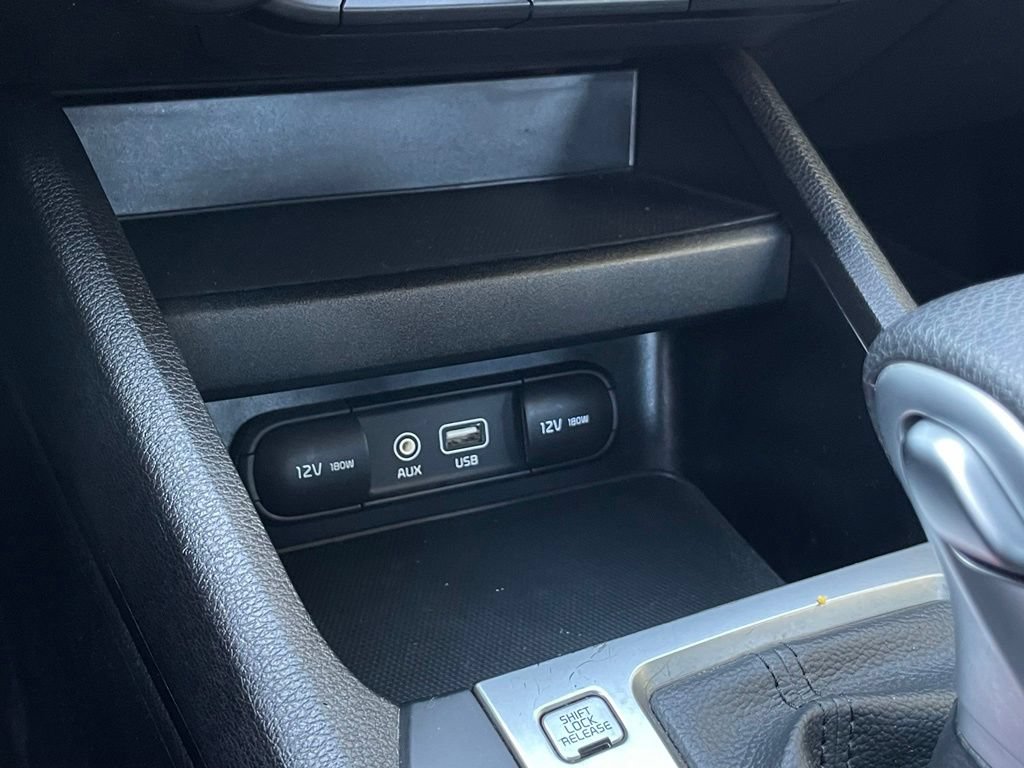 Used 2021 Kia Forte LXS FWD image 19