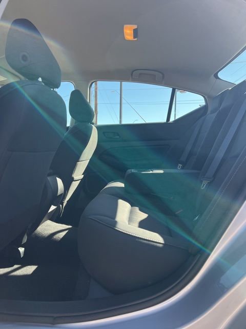 Used 2024 Nissan Altima 2.5 SV FWD image 23