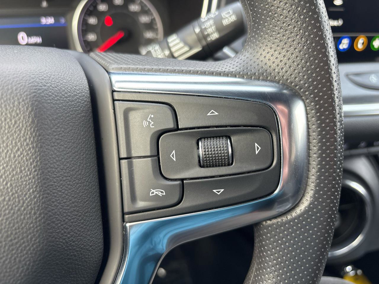 Used 2025 Chevrolet Blazer LT image 17