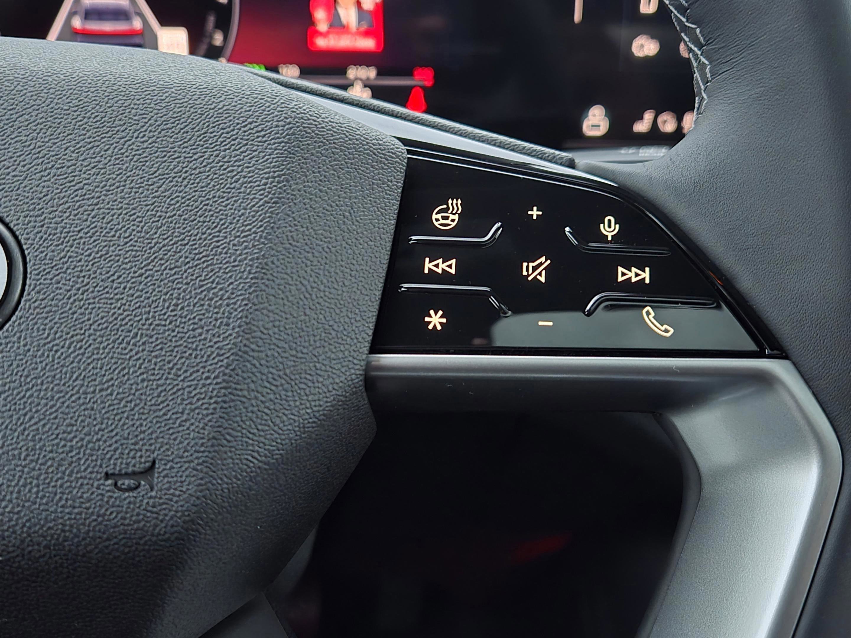 New 2025 Audi Q5 Premium image 18