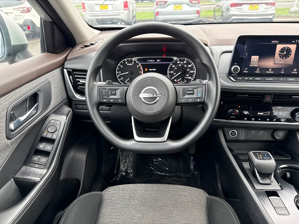 Used 2022 Nissan Rogue SV image 20