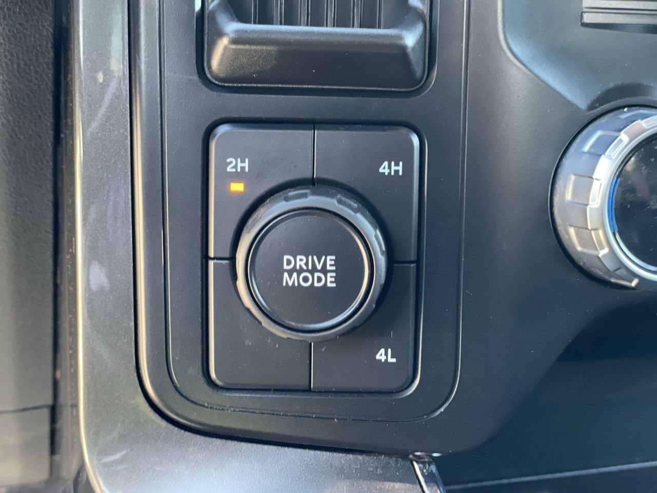 Used 2023 Ford F150 XLT w/ Equipment Group 302A High image 25