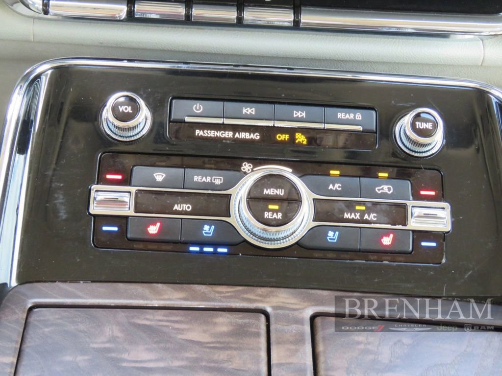 Used 2020 Lincoln Navigator Reserve w/ Luxury Package image 26